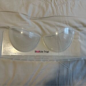 5-Section Boobie Trap Bra Organizer